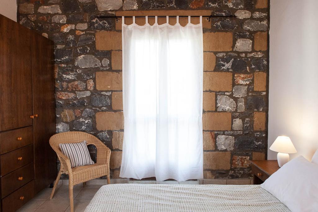 Io Villa Stoúpa Buitenkant foto