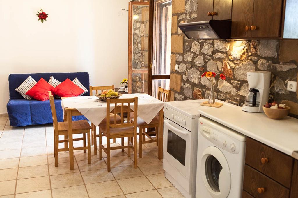 Io Villa Stoúpa Buitenkant foto