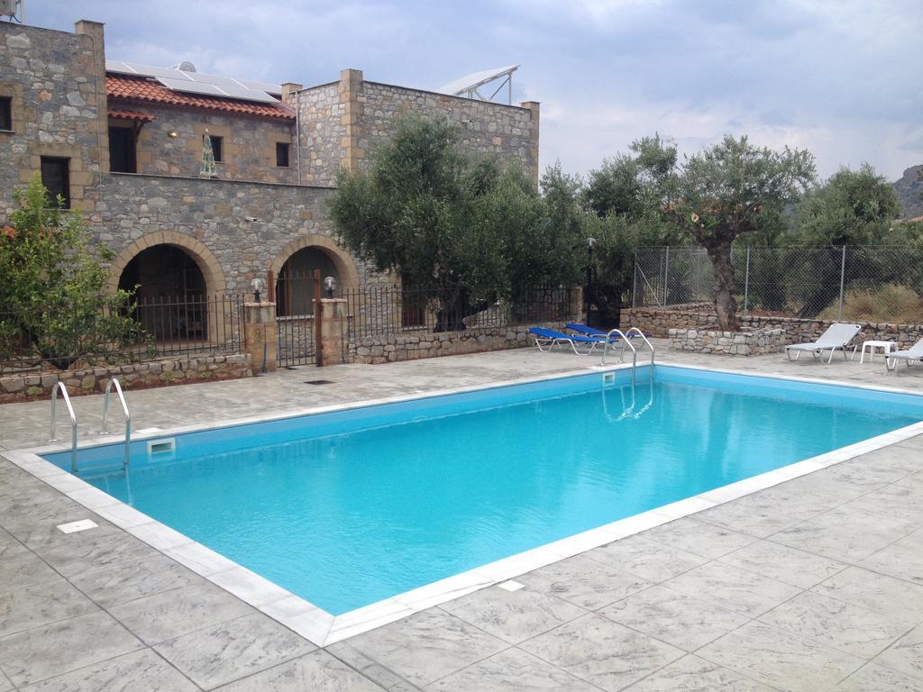 Io Villa Stoúpa Buitenkant foto