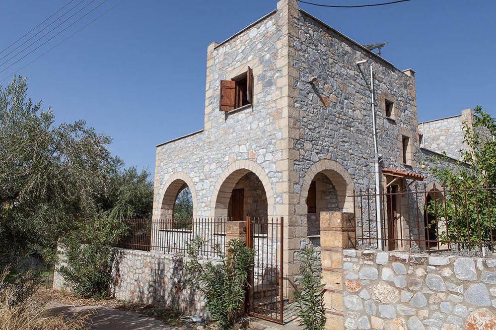 Io Villa Stoúpa Buitenkant foto